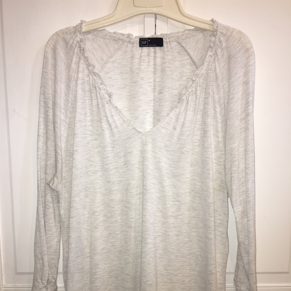 3/4 Sleeve Grey Gap Peasant Top